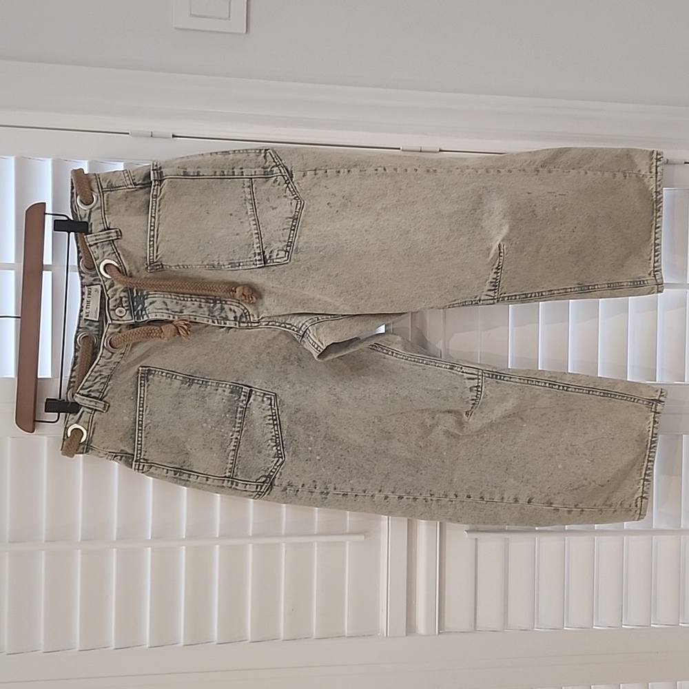 Free People Moxie Jeans with Brown Tie - Picture 2 of 8